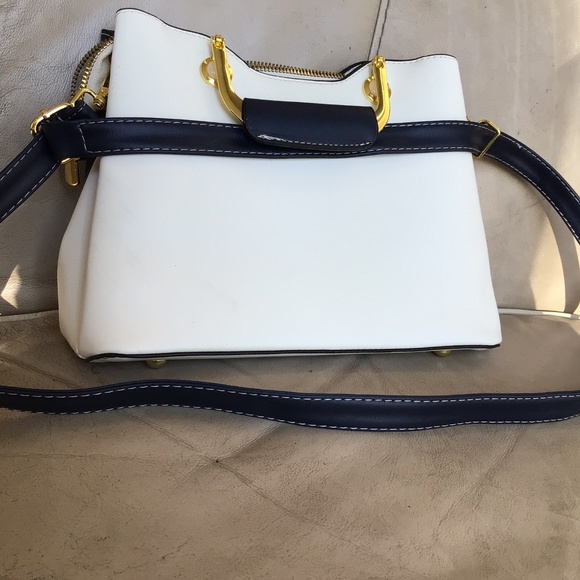 NWT Large Purse - Picture 7 of 9